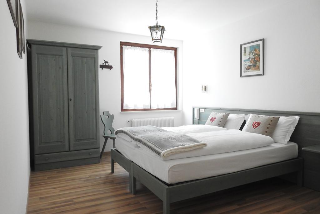 Casa Salvaterra Affittacamere Pinzolo Kültér fotó